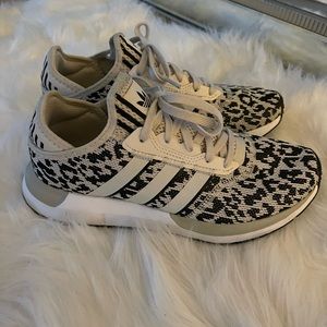 Leopard adidas…size 8.. EUC